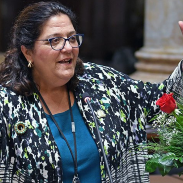 Senadora causa polémica tras proponer muñecos sexuales infantiles para pedófilos