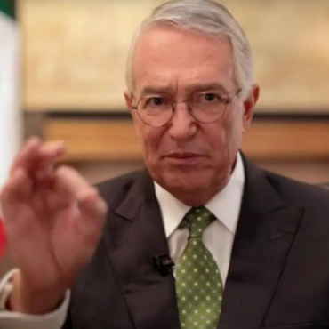 Salinas Pliego acusa al SAT de extorsionar a los empresarios