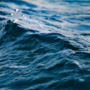 Fue lanzado al mar pese a que no sabía nadar, dice esposa de uno de los cadetes que murieron en Ensenada