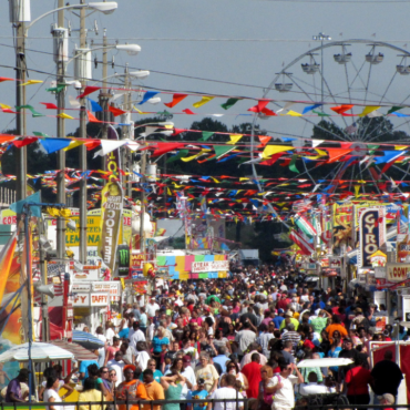 Muere joven tras salir volando de “la rockola rodante”