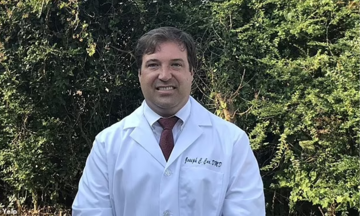 Condenan a dentista a 180 años de cárcel por una serie de delitos sexuales contra empleados y pacientes