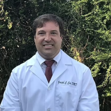 Condenan a dentista a 180 años de cárcel por una serie de delitos sexuales contra empleados y pacientes