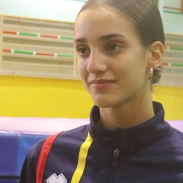 Muere gimnasta de 17 años por "una terrible meningitis"