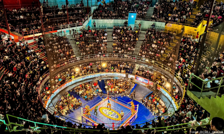 Luto en la lucha libre por la muerte de Silver Cat