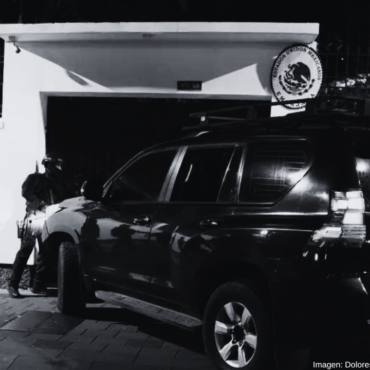 “La justicia no se negocia”: Presidente ecuatoriano explica la irrupción policial en la embajada mexicana