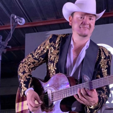 Asesinan al vocalista de 'H Norteña' y a su esposa en Chihuahua