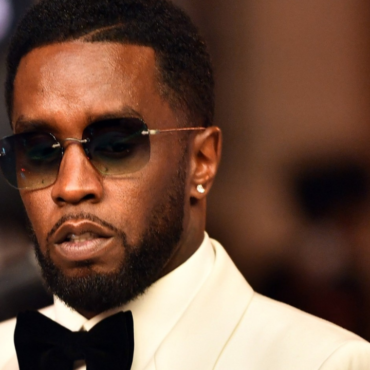 Se disculpa el rapero Diddy por agresión a su exnovia: "Mi comportamiento es imperdonable"