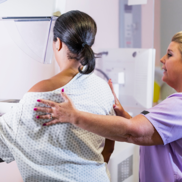 Expertos recomienda hacer mamografías a partir de los 40 años