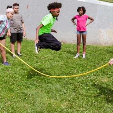 Niño de 6 años recibe disparo en el pie mientras jugaba
