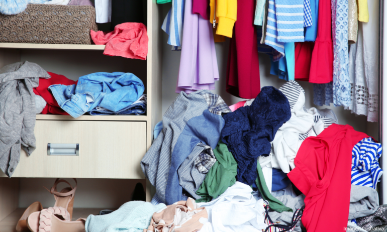 Madre encuentra dos fetos "completamente formados" en el clóset de su hija