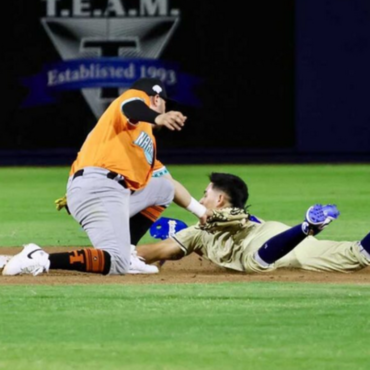 Naranjeros y Yaquis se enfrentaron en el inicio de Mexican Baseball Fiesta en Phoenix