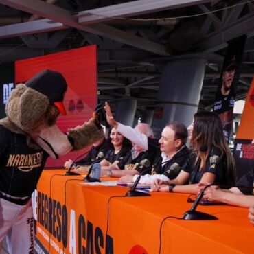 Gobernador Durazo trae de vuelta el beisbol de Naranjeros a Telemax