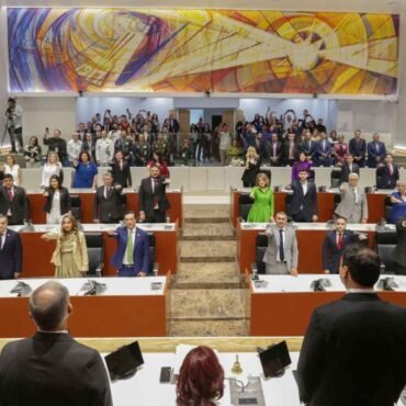 Rinde protesta la 64 Legislatura del Congreso de Sonora