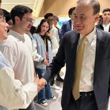 Gobernador Durazo impulsa inversión extranjera para fortalecer industria de electromovilidad