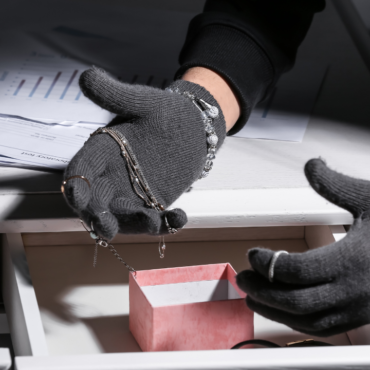 Por el presunto robo a joyería de Hermosillo vinculan a proceso a joven de 24 años